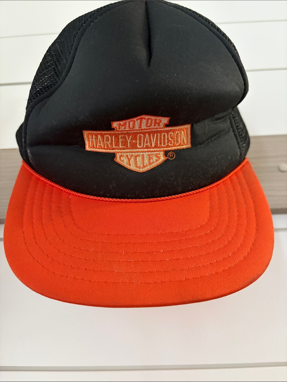 Harley-Davidson Black Cap with Orange Brim and Logo snap back trucker baseball